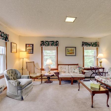 Private Retreat With Deck 1 Mi From Cowanesque Lake Lawrenceville Exterior photo